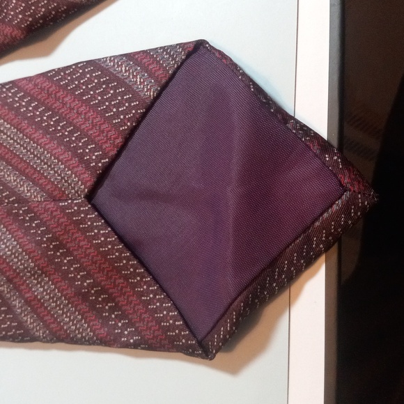 Cambridge collection silk tie - Picture 5 of 5